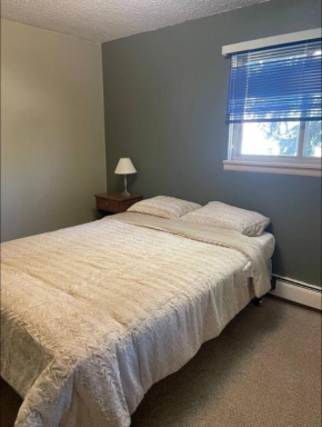 Cozy river front 6 min from Winter Park Ski resort